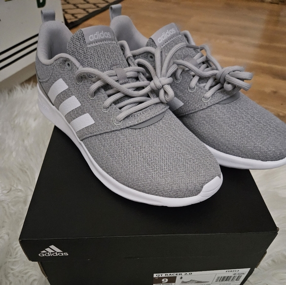 adidas Shoes - Adidas Qt Racer 2.0 women's